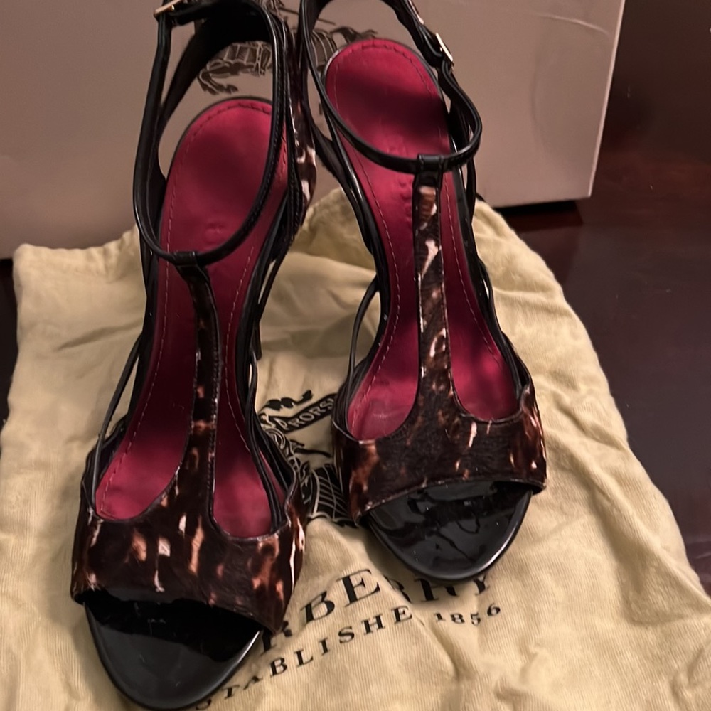 Multicolor suede Burberry high heel sandals size 39 in a very good condition - Picture 2 of 7